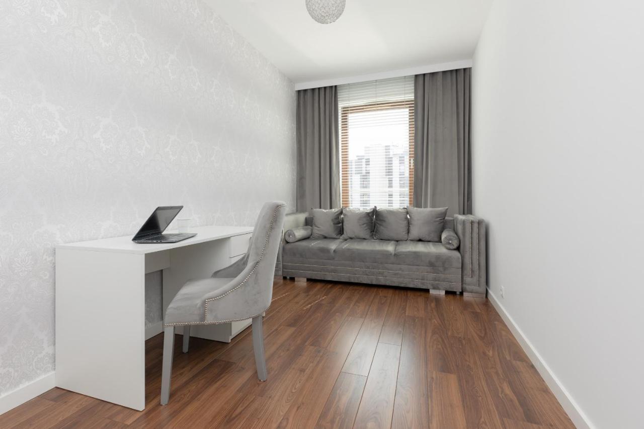 Glamorous Wilanow Apartment By Renters 华沙 外观 照片